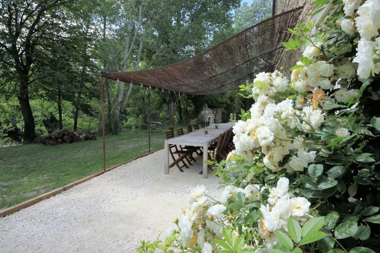 Le Moulin De Montsegur Bed & Breakfast  Montsegur-sur-Lauzon
